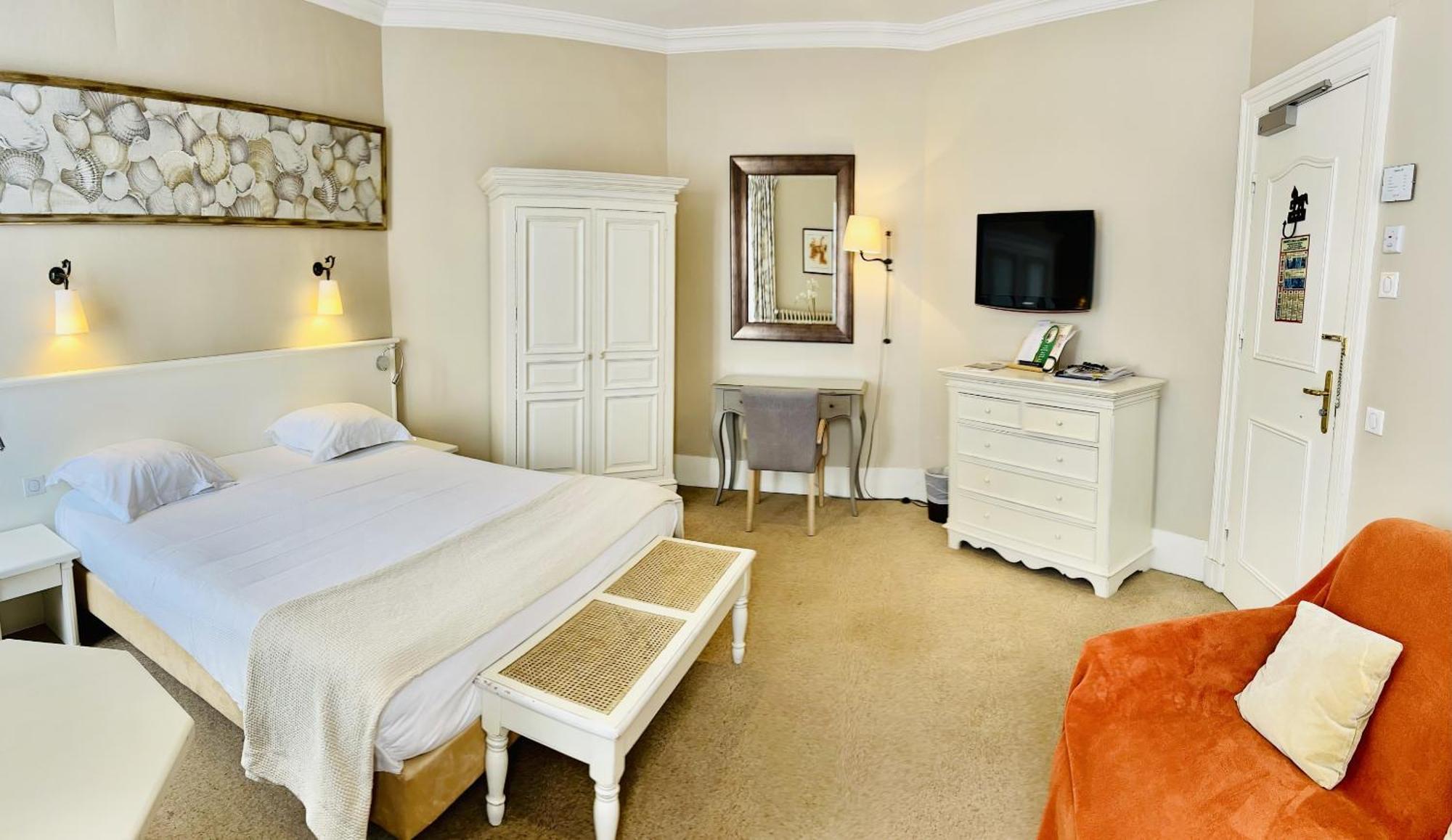 & Restaurant Le Hotel