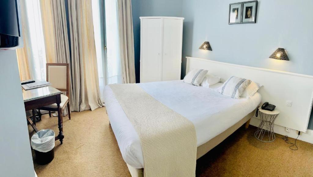 & Restaurant Le Hotel Trouville-sur-Mer
